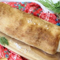 Готовый пирог с брынзой