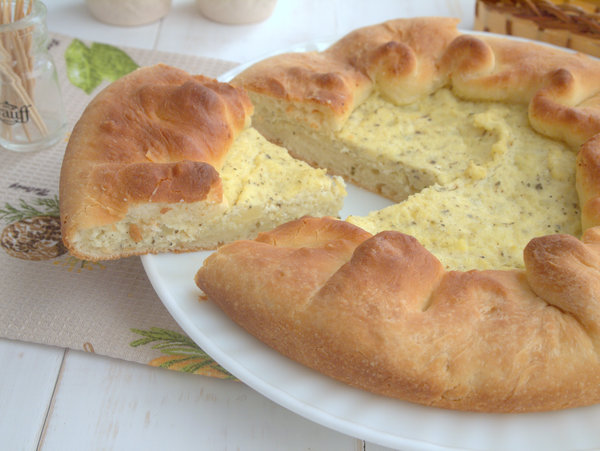 Пирог с картошкой и творогом